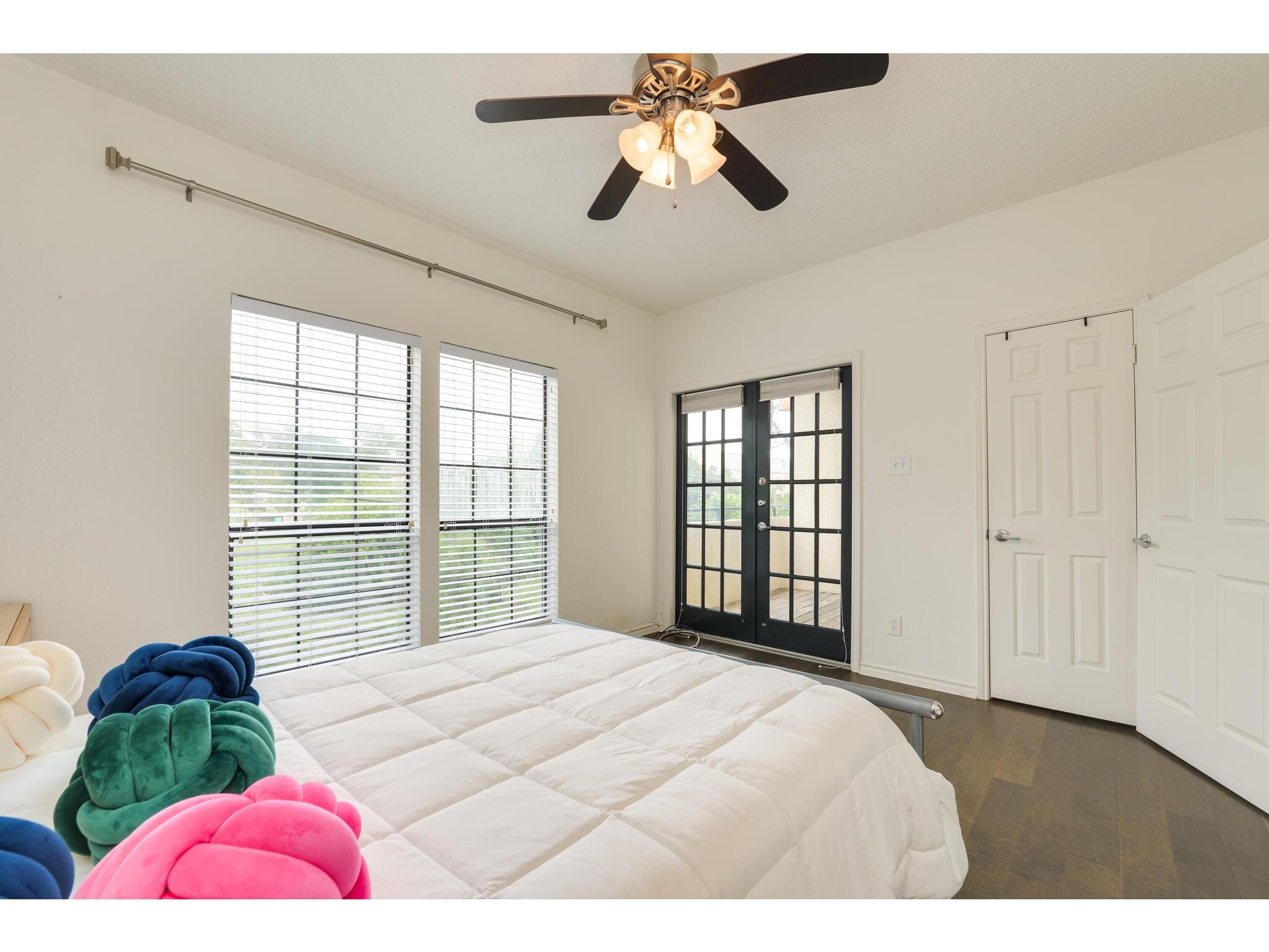 3001 Cedar St # A-215, Austin, TX 78705