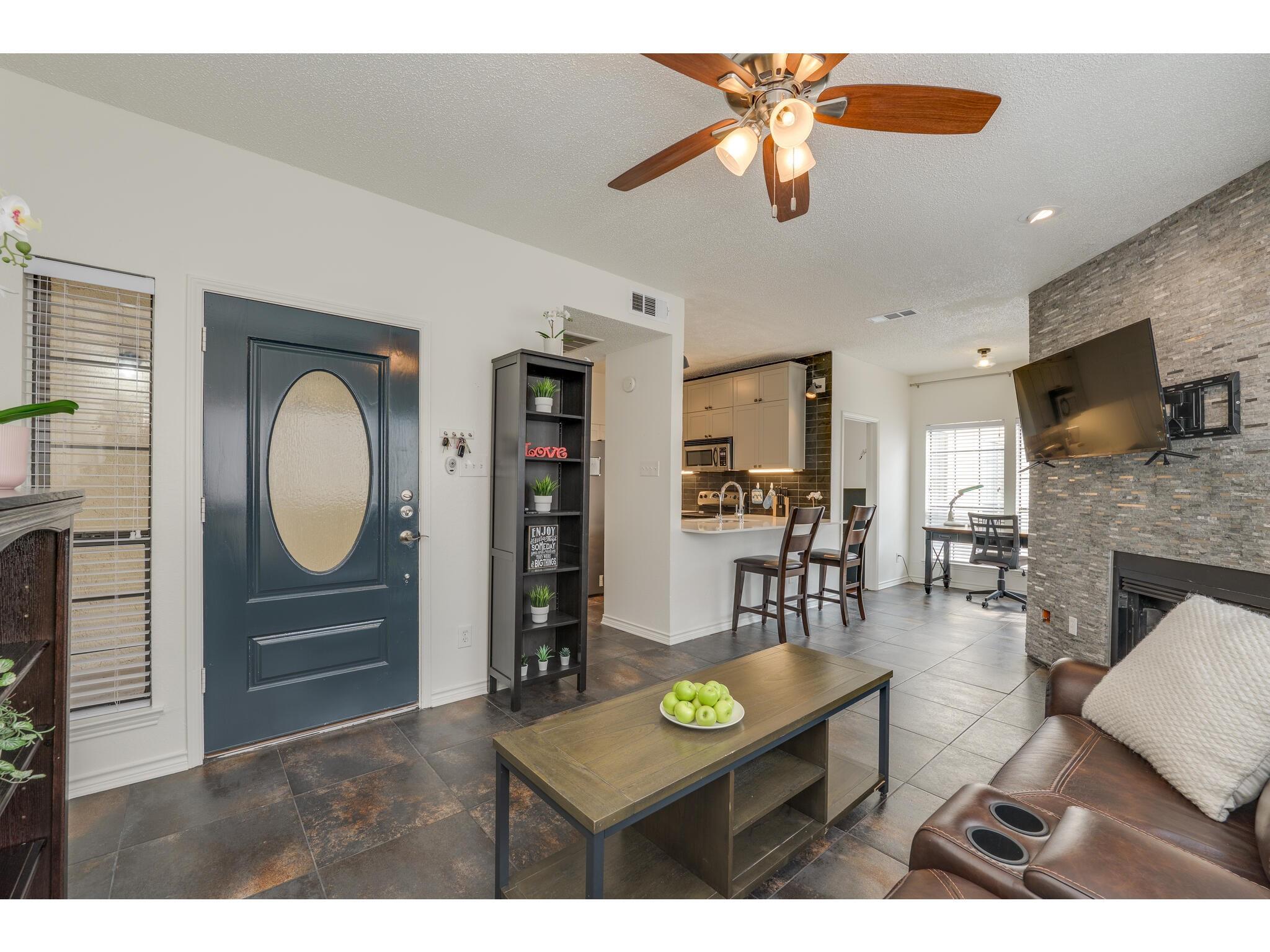 3001 Cedar St # A-215, Austin, TX 78705