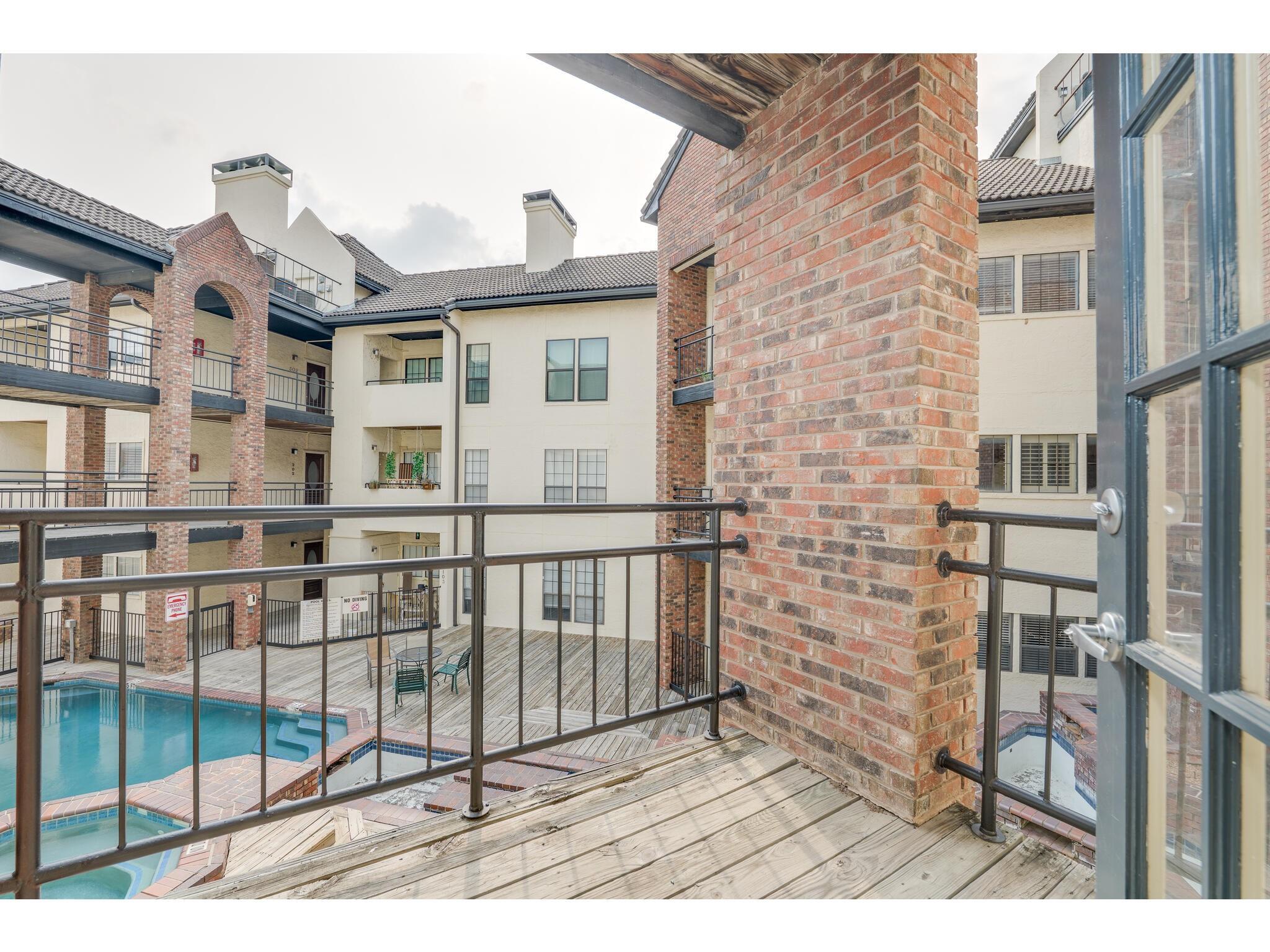 3001 Cedar St # A-215, Austin, TX 78705
