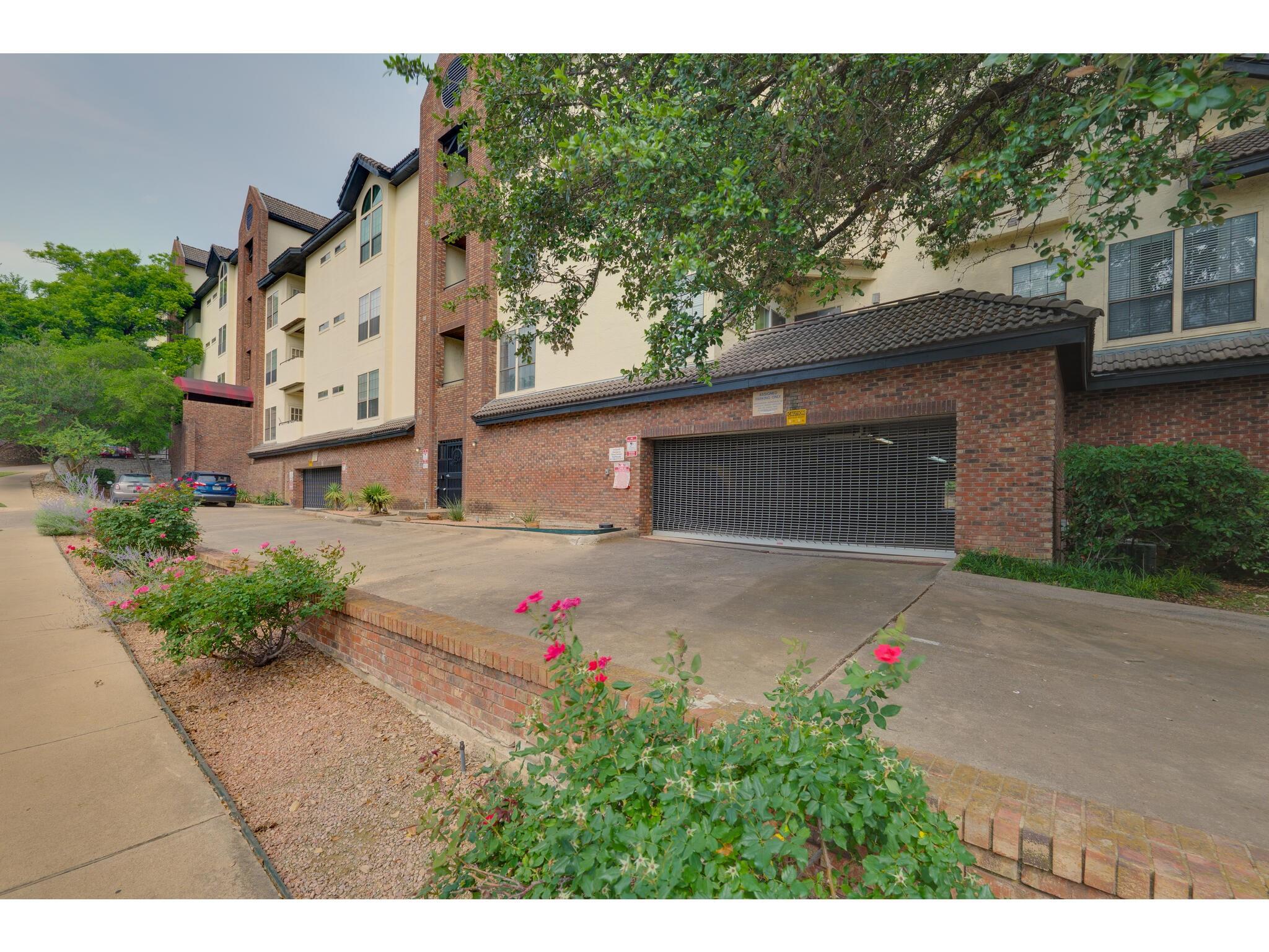 3001 Cedar St # A-215, Austin, TX 78705