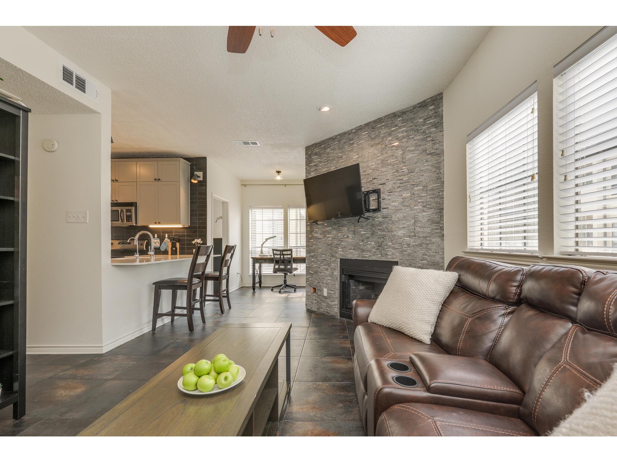 3001 Cedar St # A-215, Austin, TX 78705