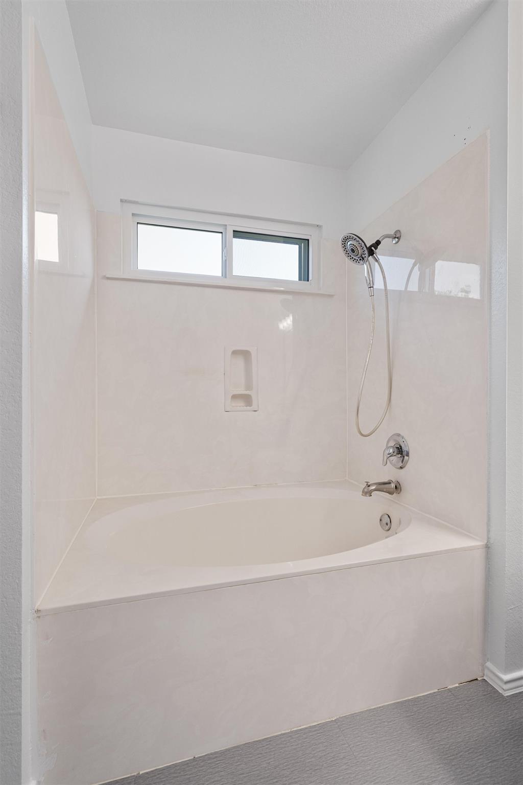 1713 Darjeeling Dr, Pflugerville, TX 78660