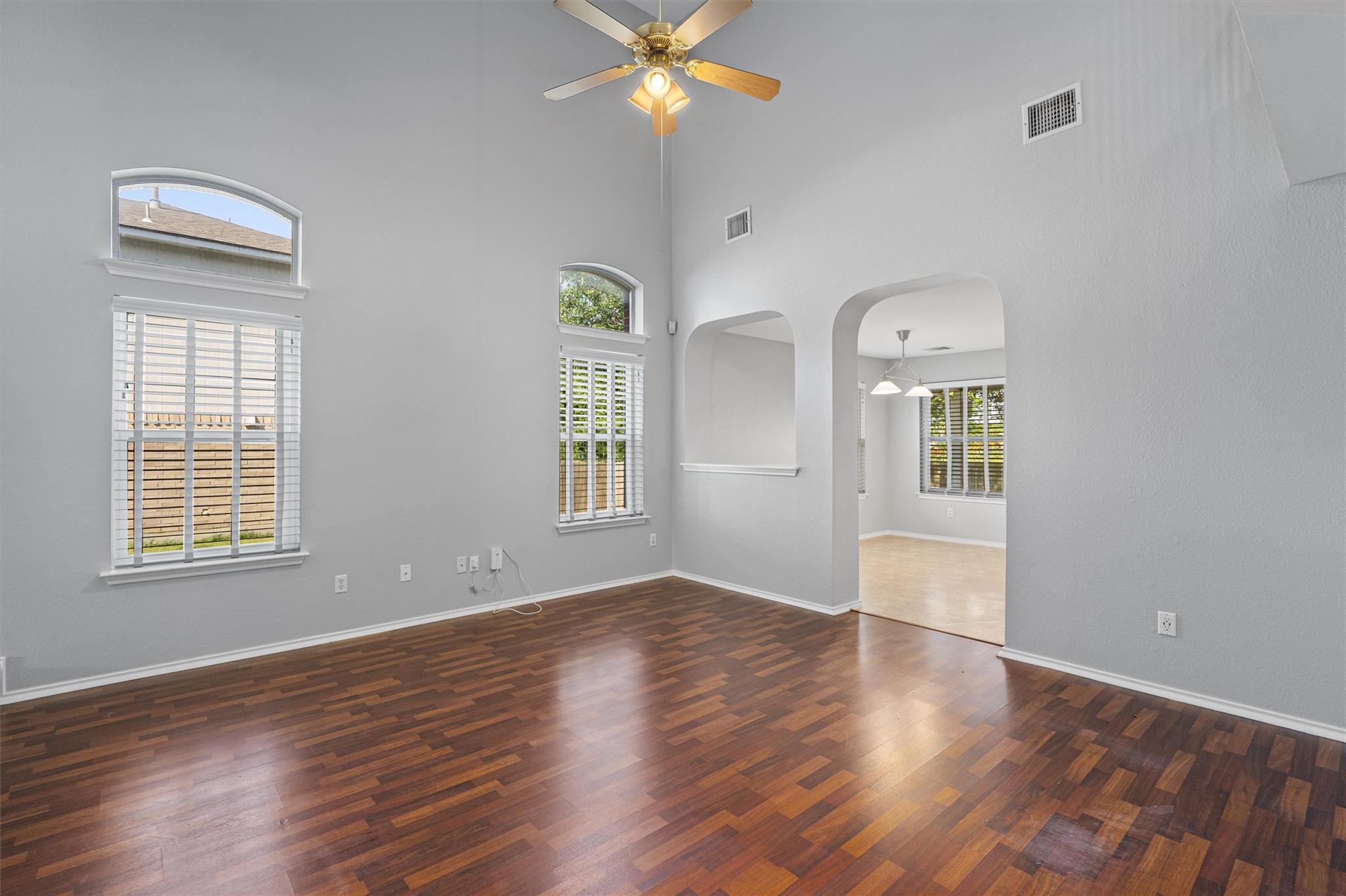 1713 Darjeeling Dr, Pflugerville, TX 78660