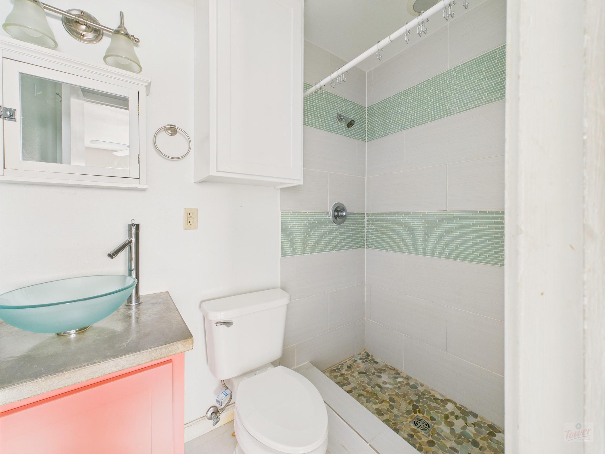 803 W 28th St # 202, Austin, TX 78705