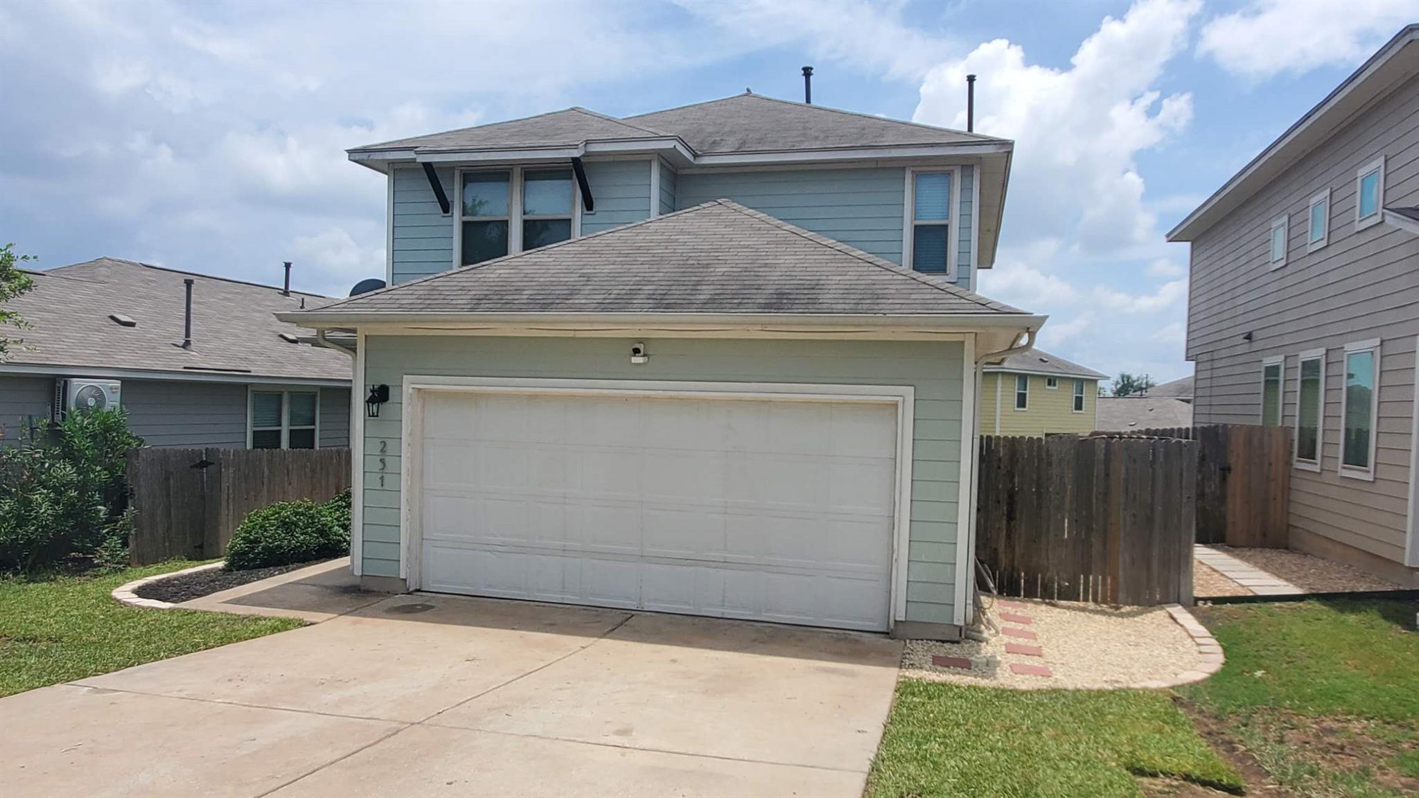 251 Triumph Rd, Buda, TX 78610