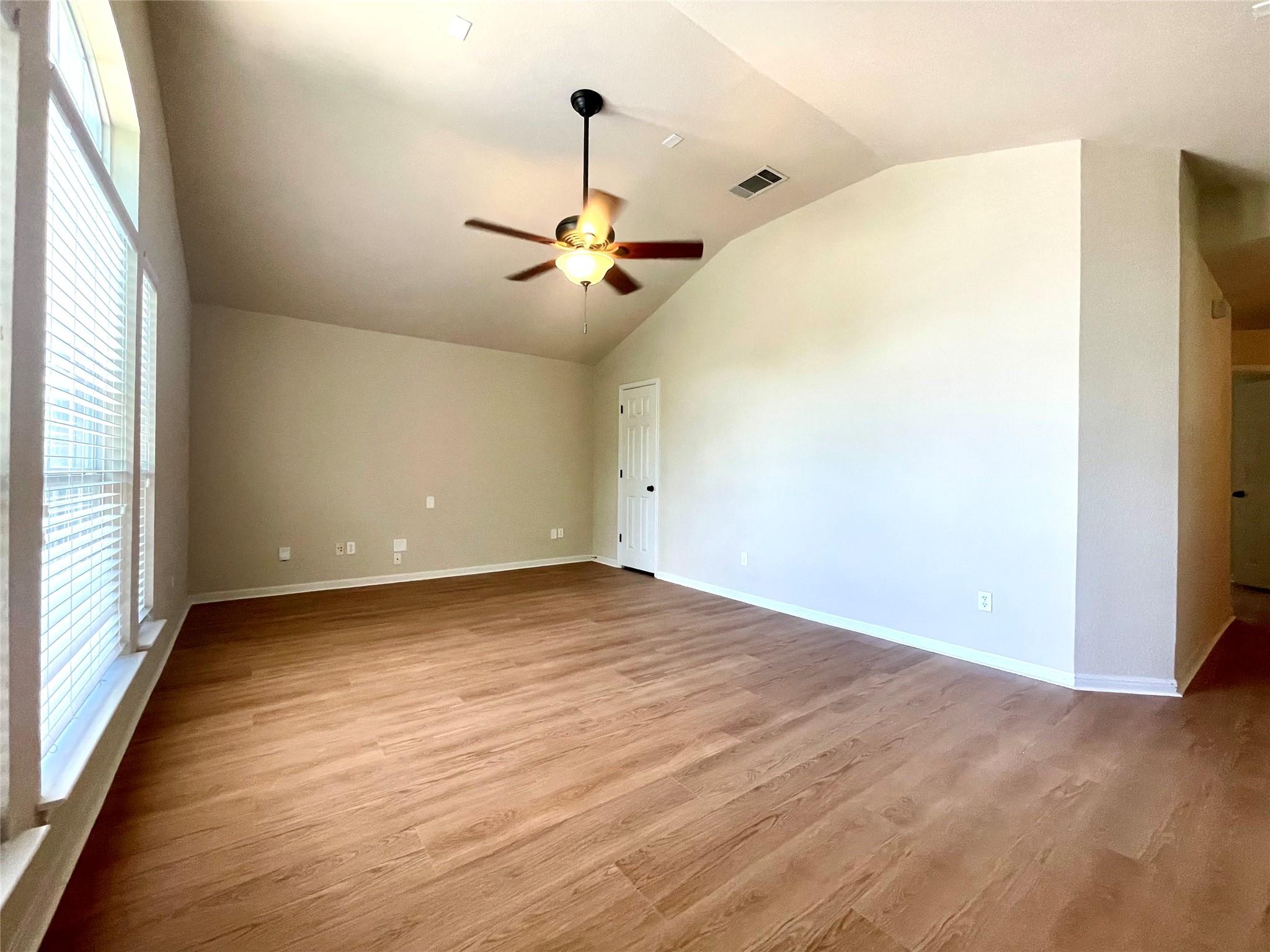 20625 Farm Pond Ln, Pflugerville, TX 78660