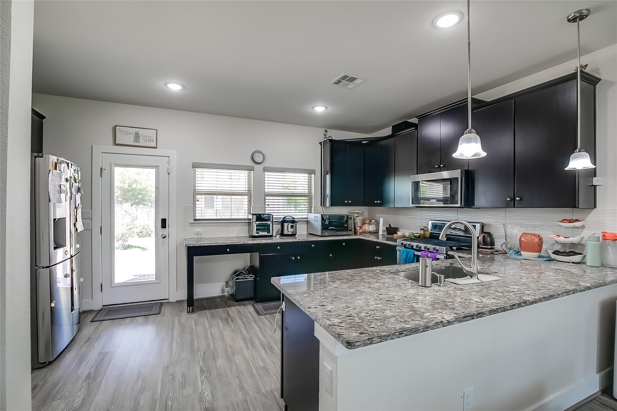 15912 Cadoz Dr, Austin, TX 78728
