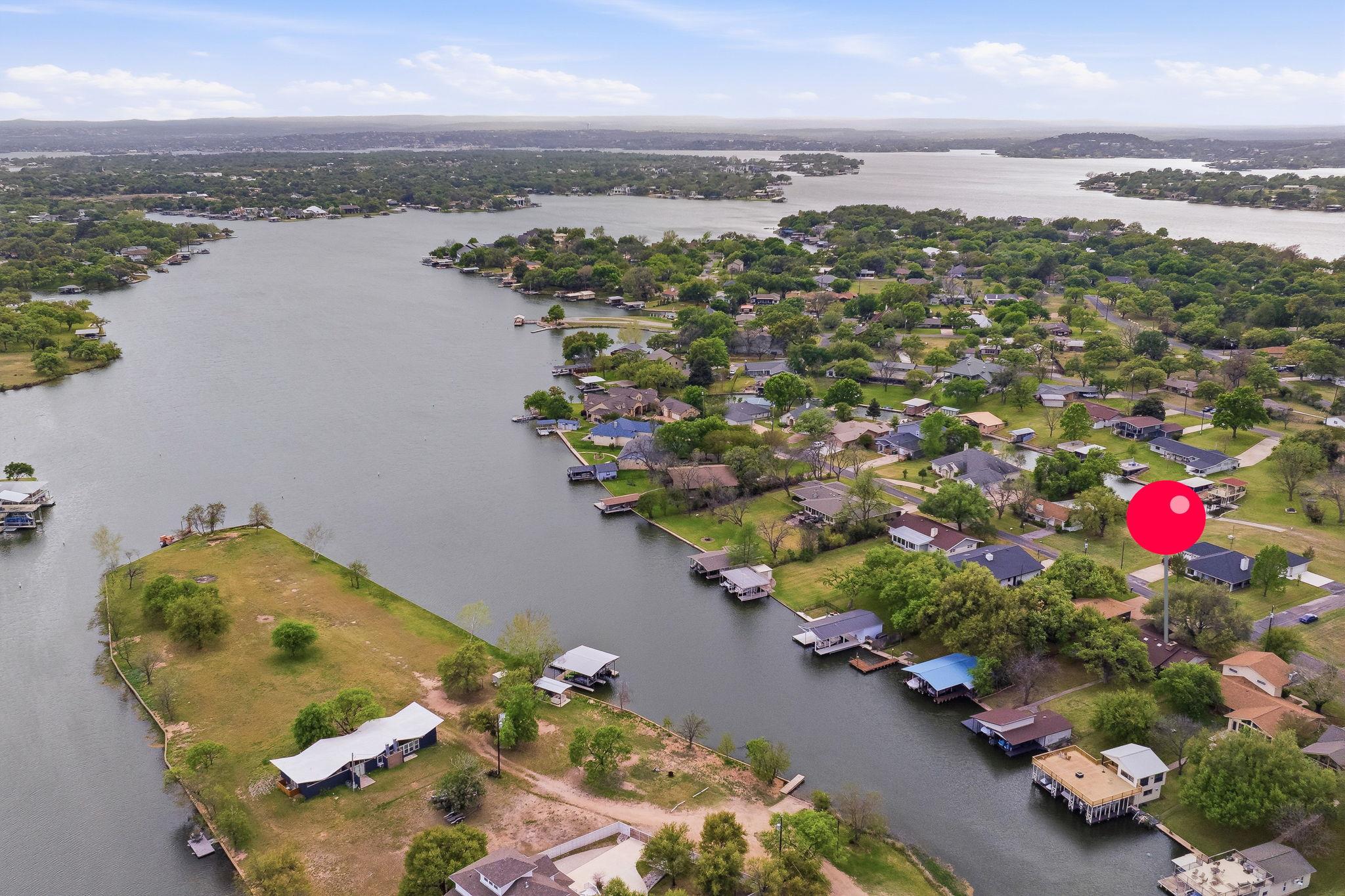 206 E Pheasant Rd, Highland Haven, TX 78654