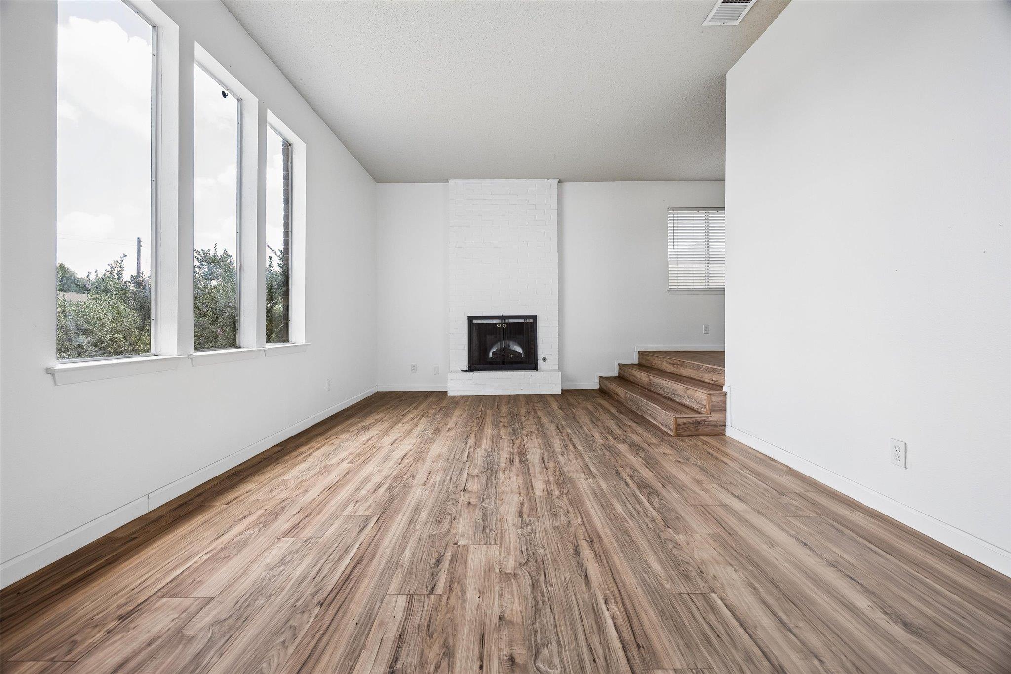 8106 Sonnet Ave # 101, Austin, TX 78759