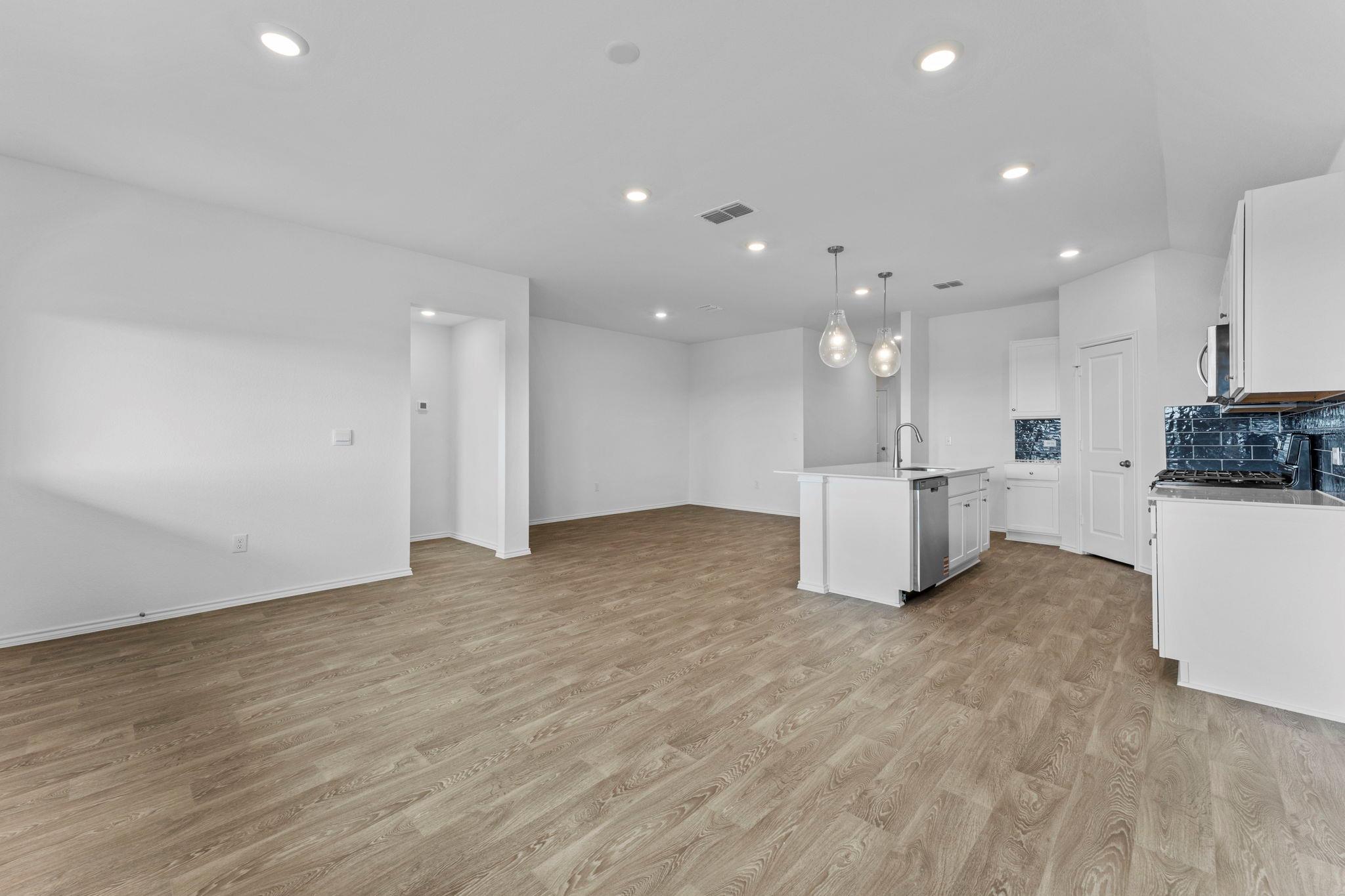143 Balmorehea St, Kyle, TX 78640