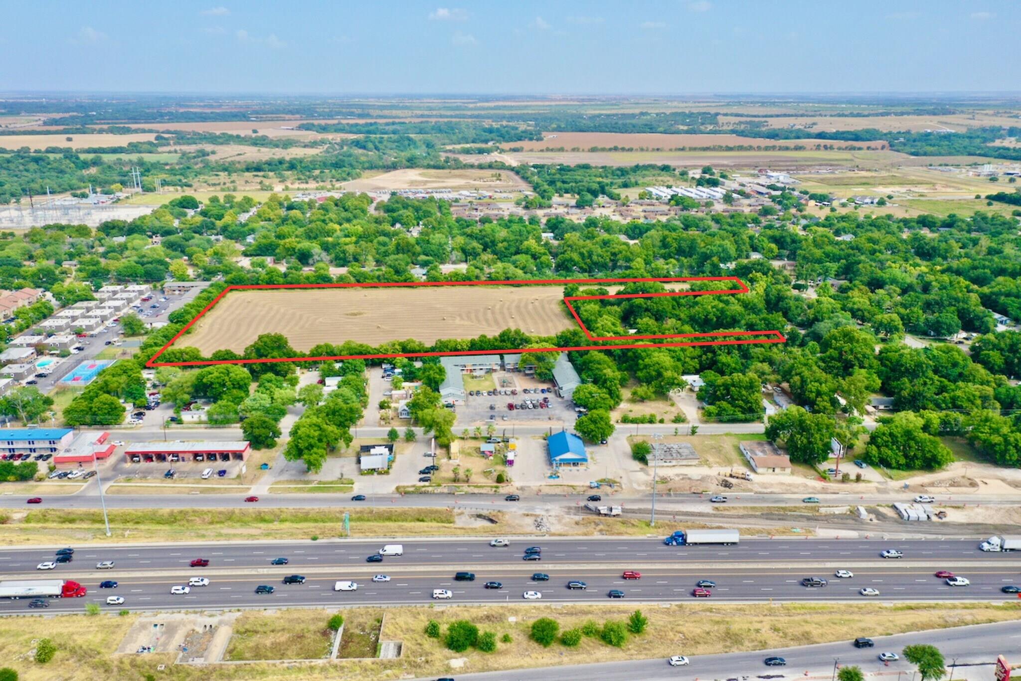 123 Smith Lane Cmns, San Marcos, TX 78666