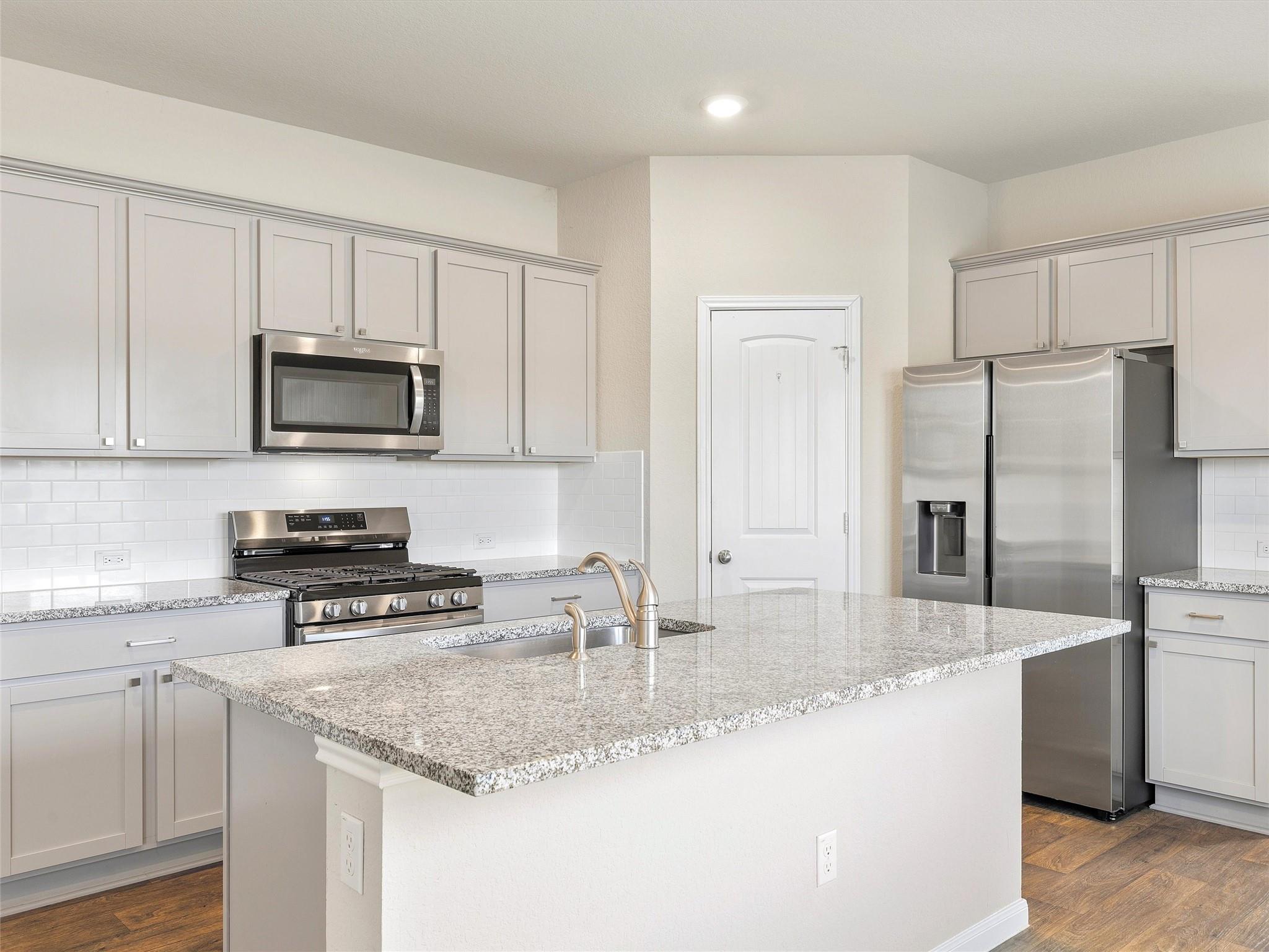 233 Baron Creek Trl, Bastrop, TX 78602