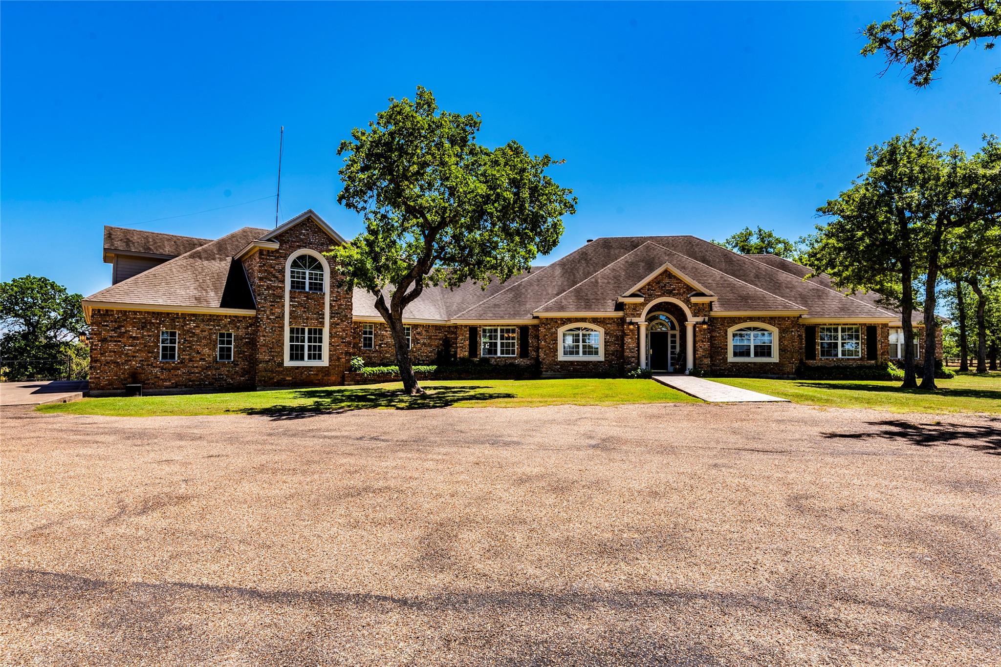 17270 FM 112, Thrall, TX 76578