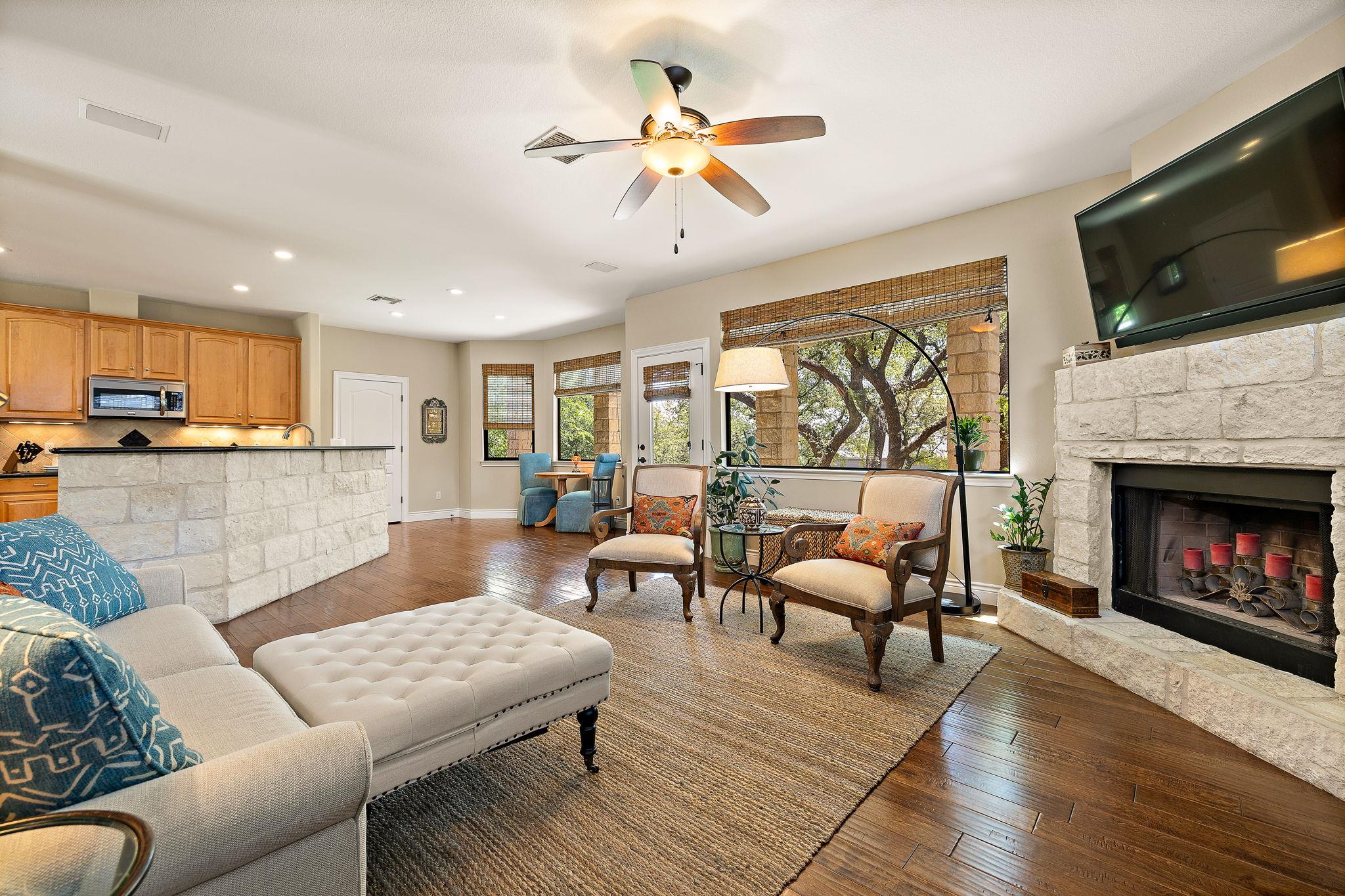 412 Eagle, Lakeway, TX 78734