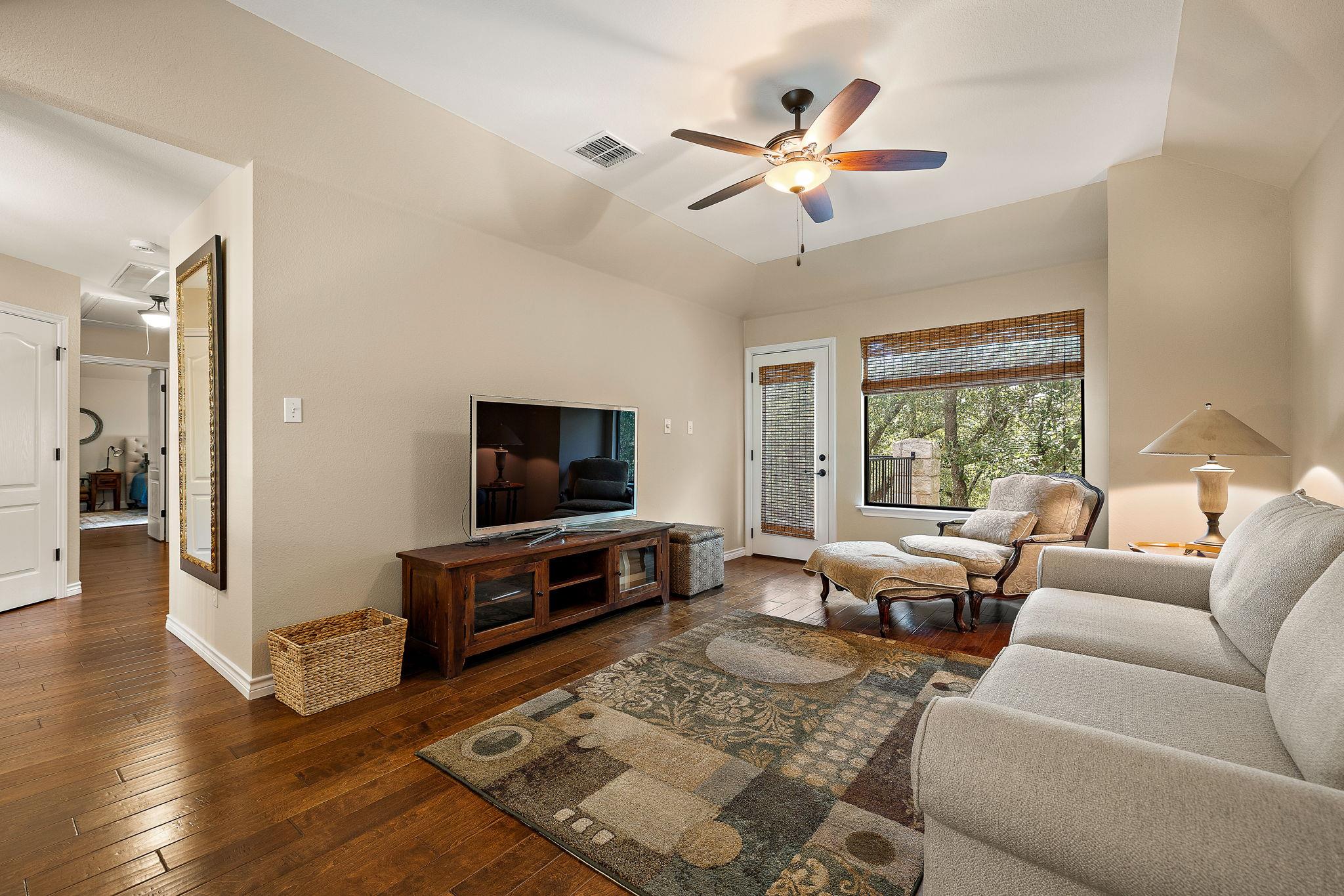 412 Eagle, Lakeway, TX 78734