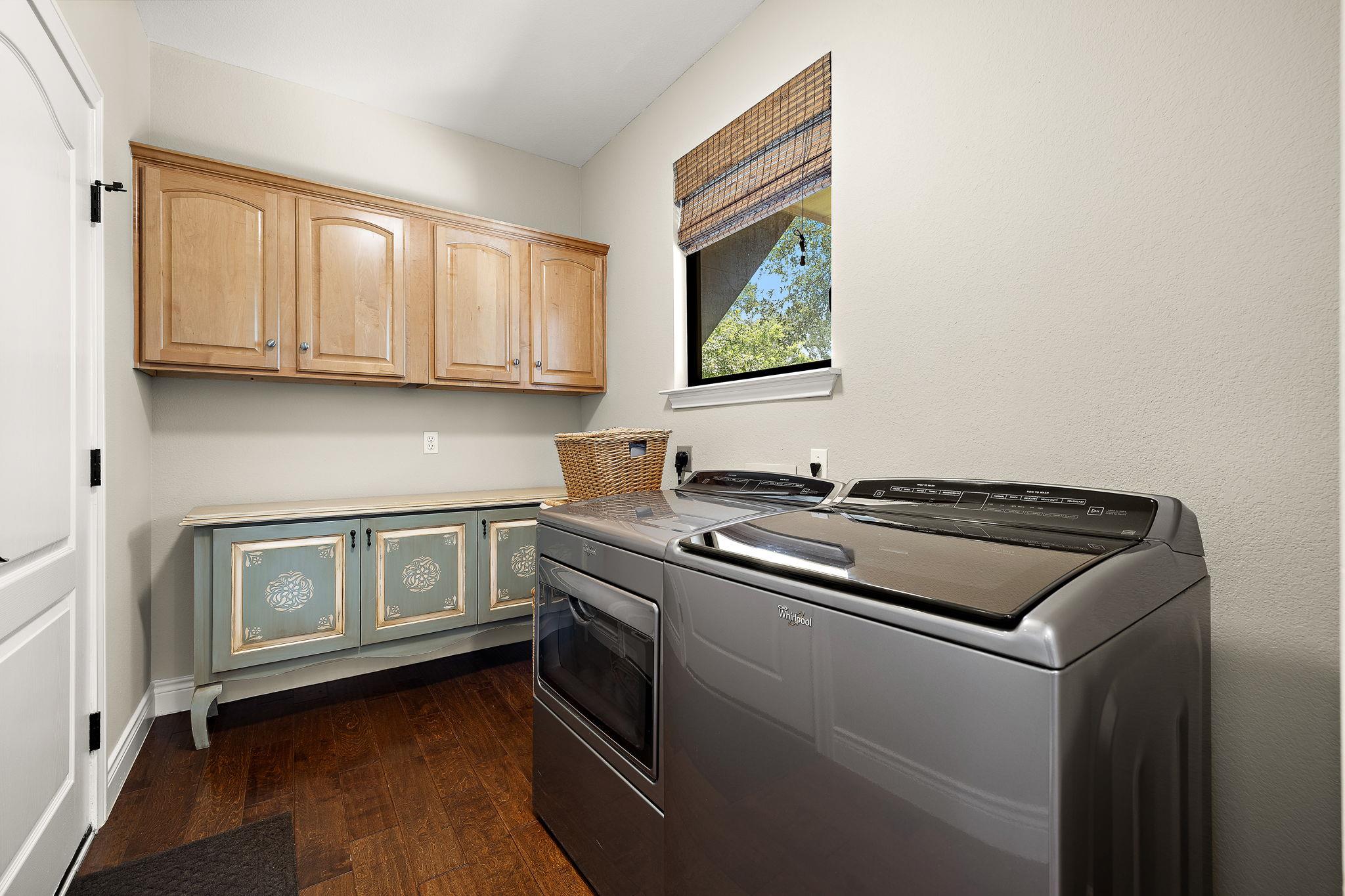 412 Eagle, Lakeway, TX 78734