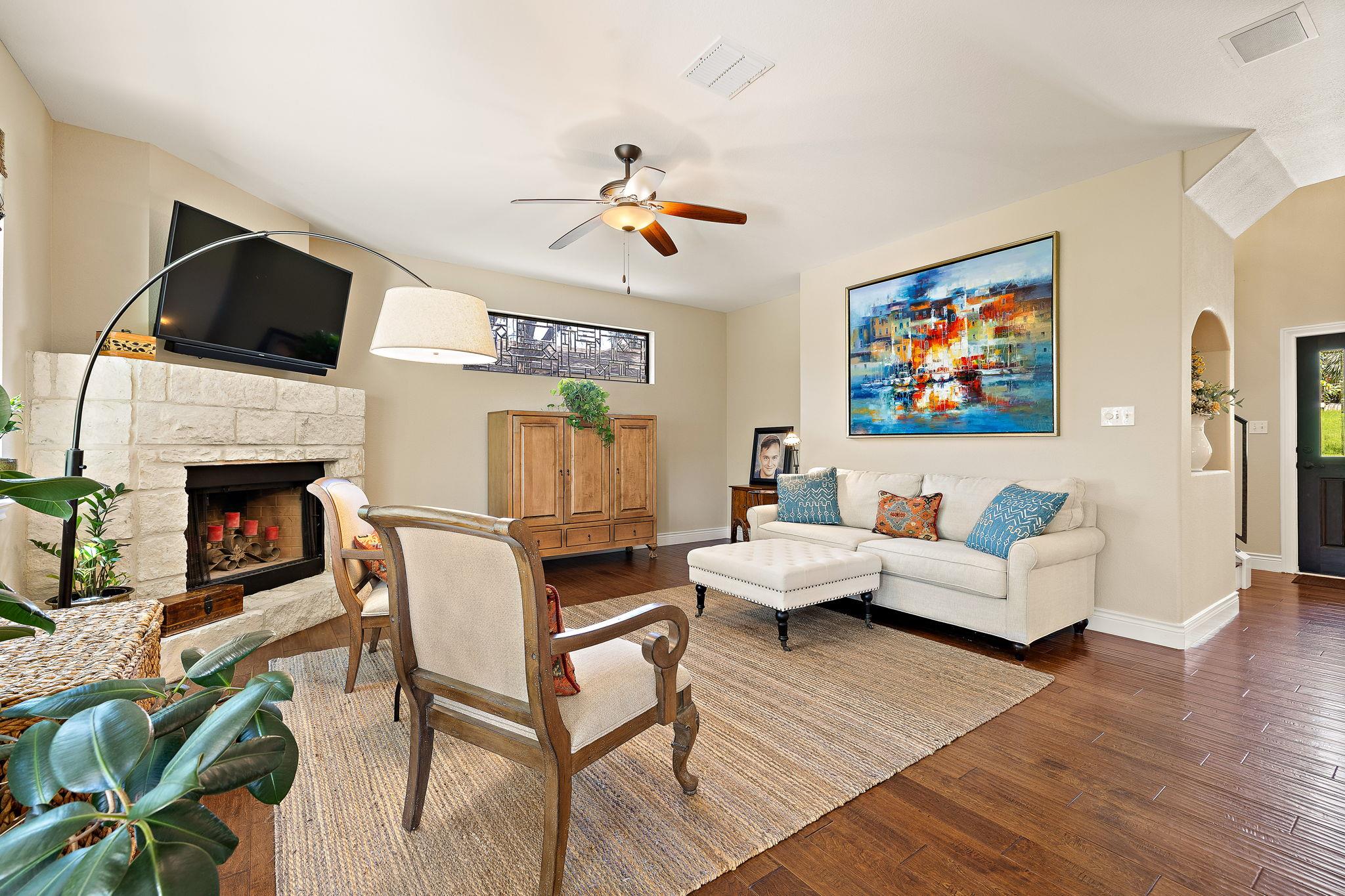 412 Eagle, Lakeway, TX 78734