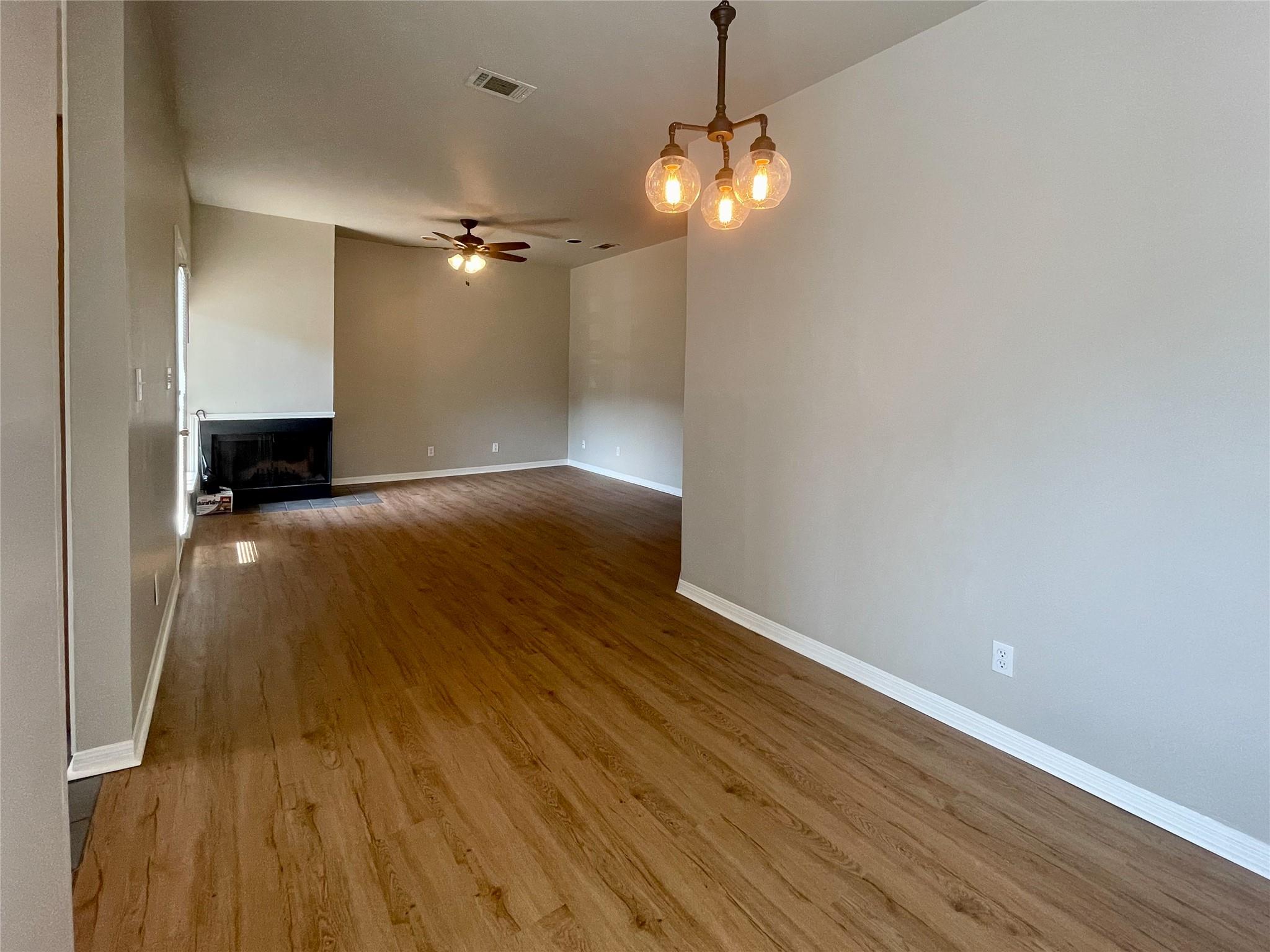 310 Pat Garrison St # 8, San Marcos, TX 78666