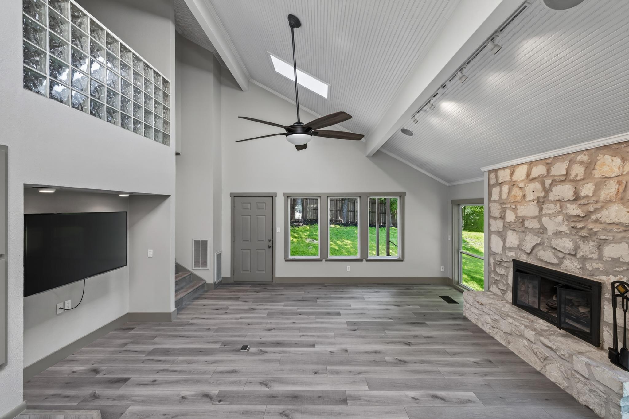 4301 Hyridge Dr, Austin, TX 78759