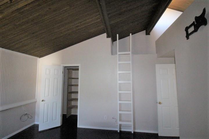 805 Paisley Dr # 11, Spicewood, TX 78669