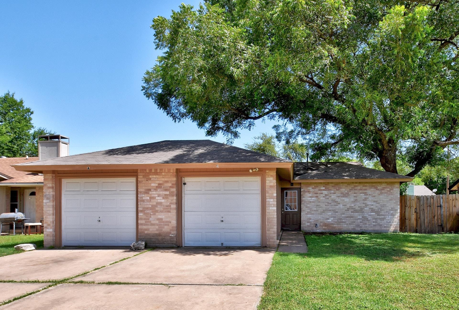 418 Linden St # A, Bastrop, TX 78602