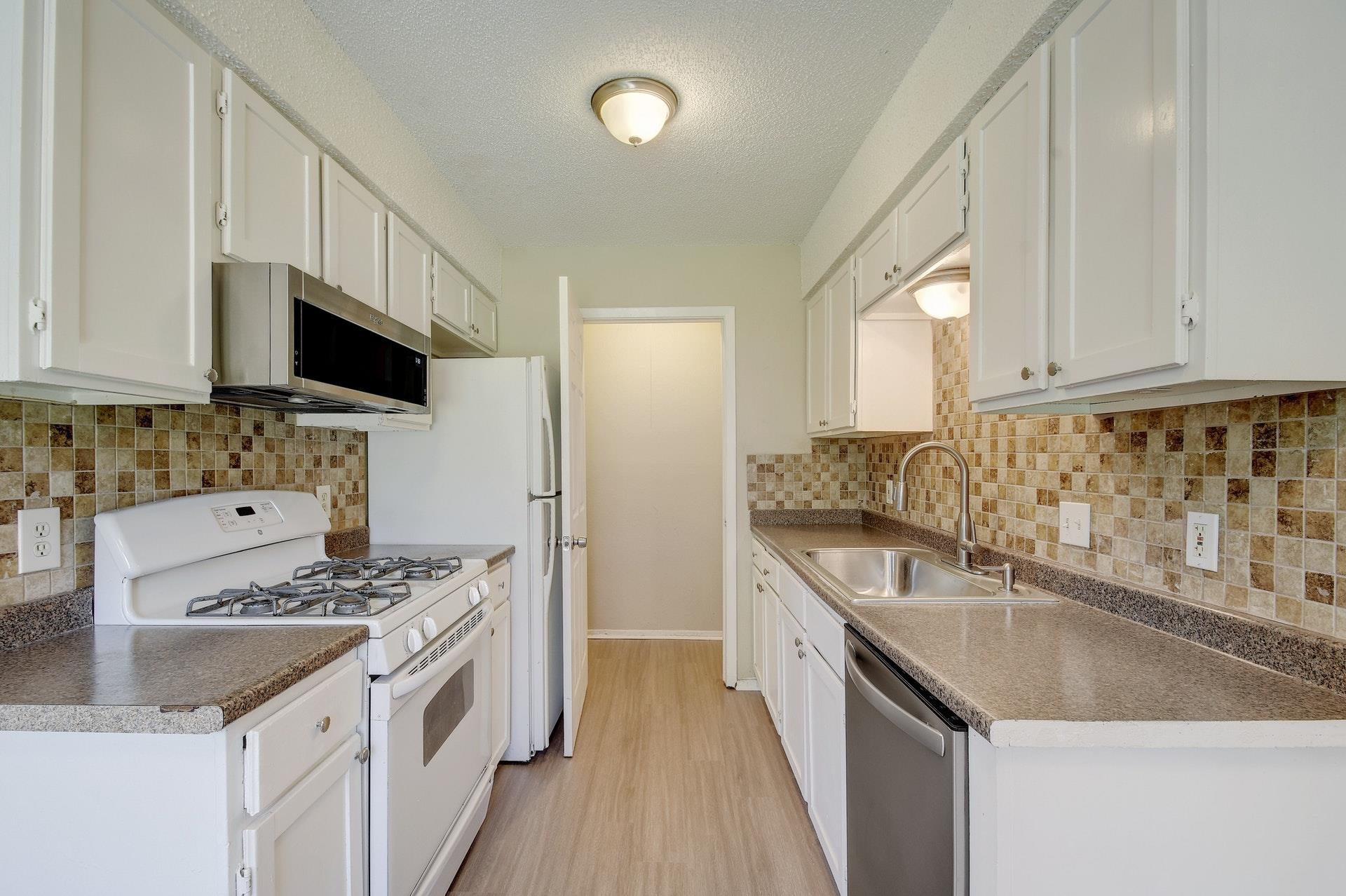 418 Linden St # A, Bastrop, TX 78602