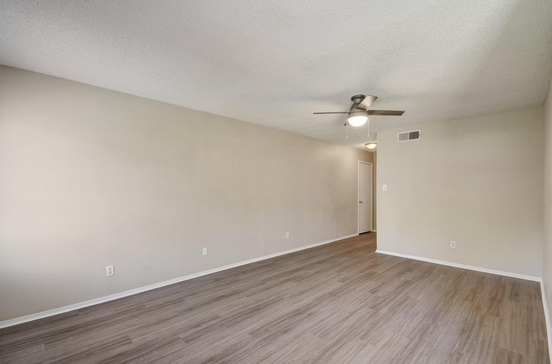 418 Linden St # A, Bastrop, TX 78602