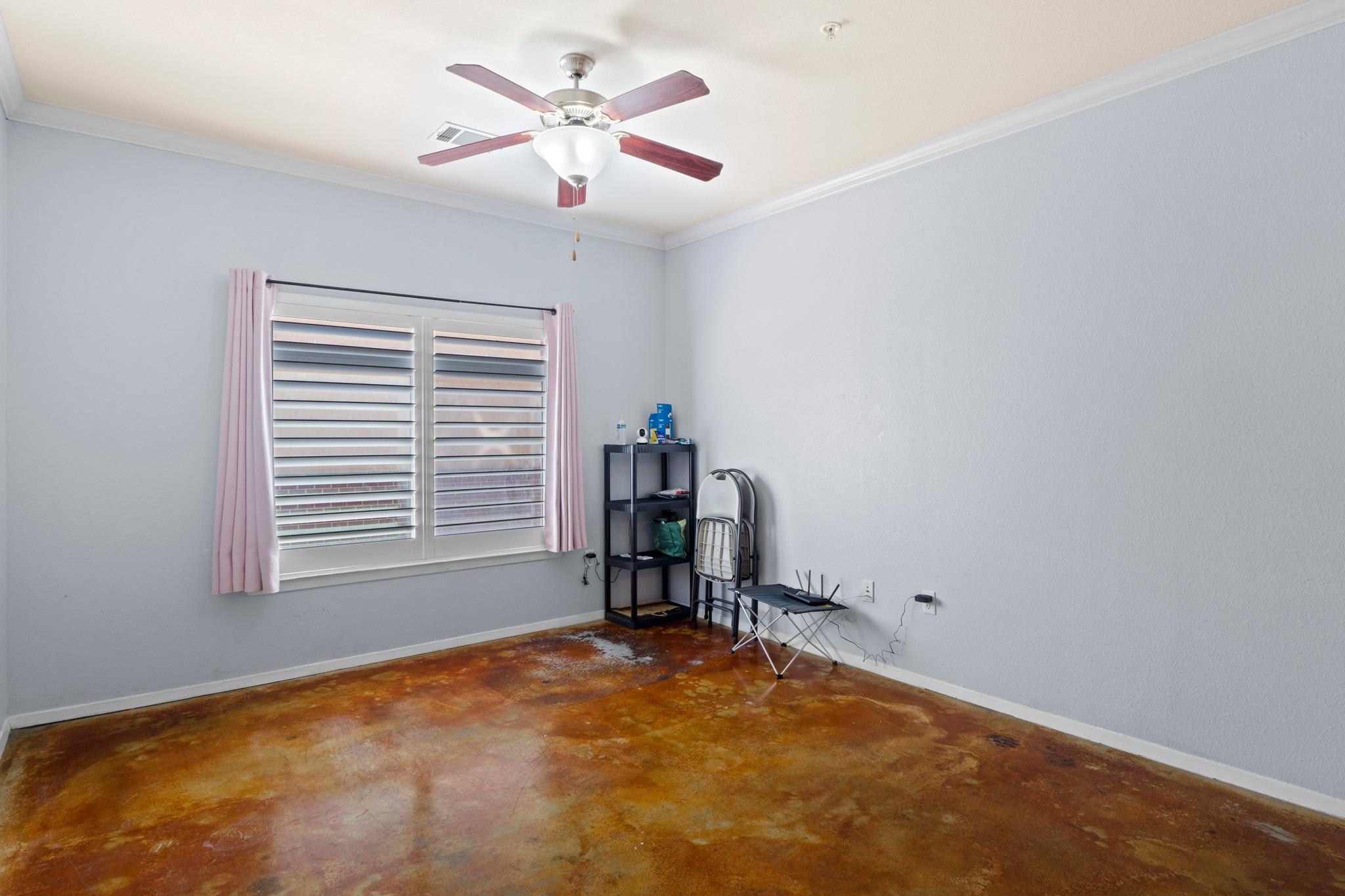 910 W 25th St # 209, Austin, TX 78705