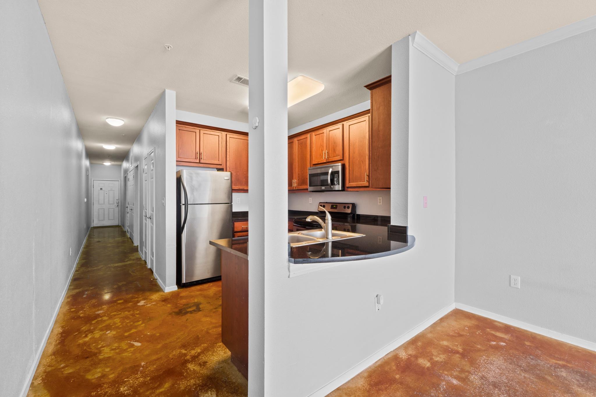 910 W 25th St # 209, Austin, TX 78705