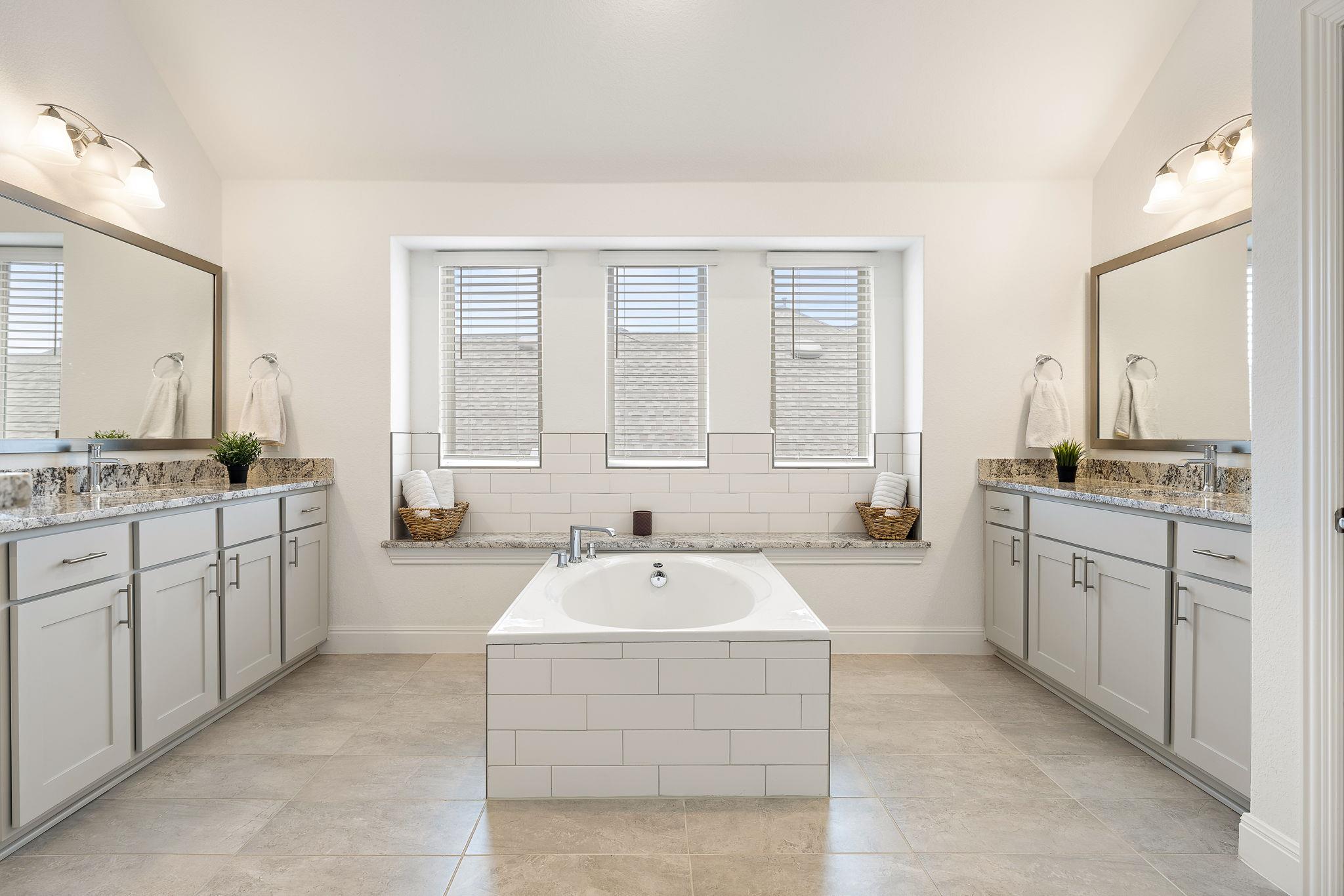 2901 Oak Chase Cv, Leander, TX 78641