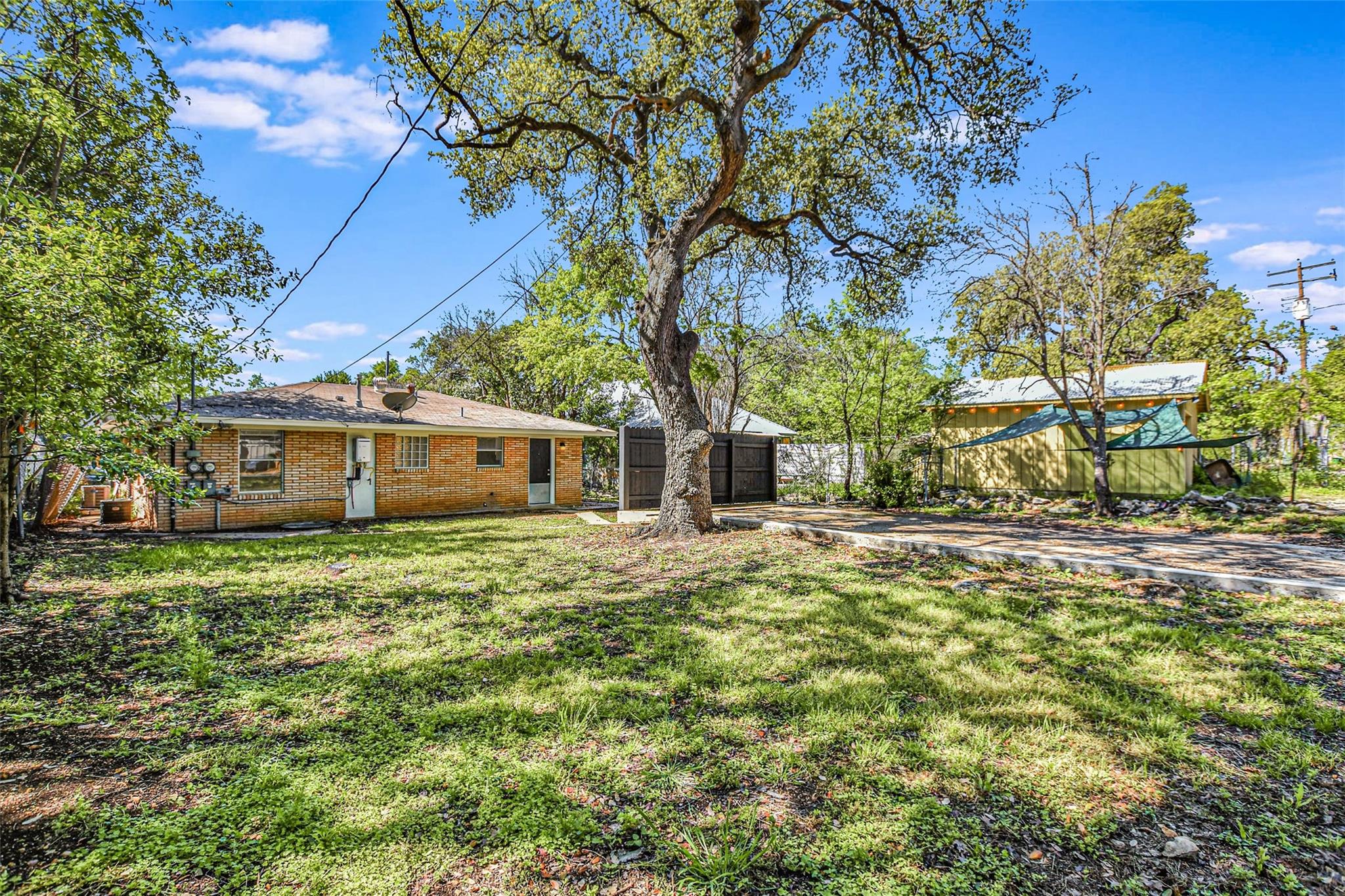 1202 W 22nd St # B, Austin, TX 78705