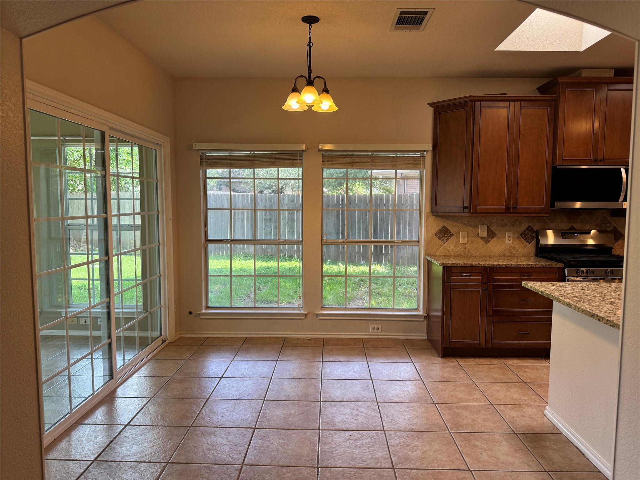 8001 Tallyho Trl, Austin, TX 78729
