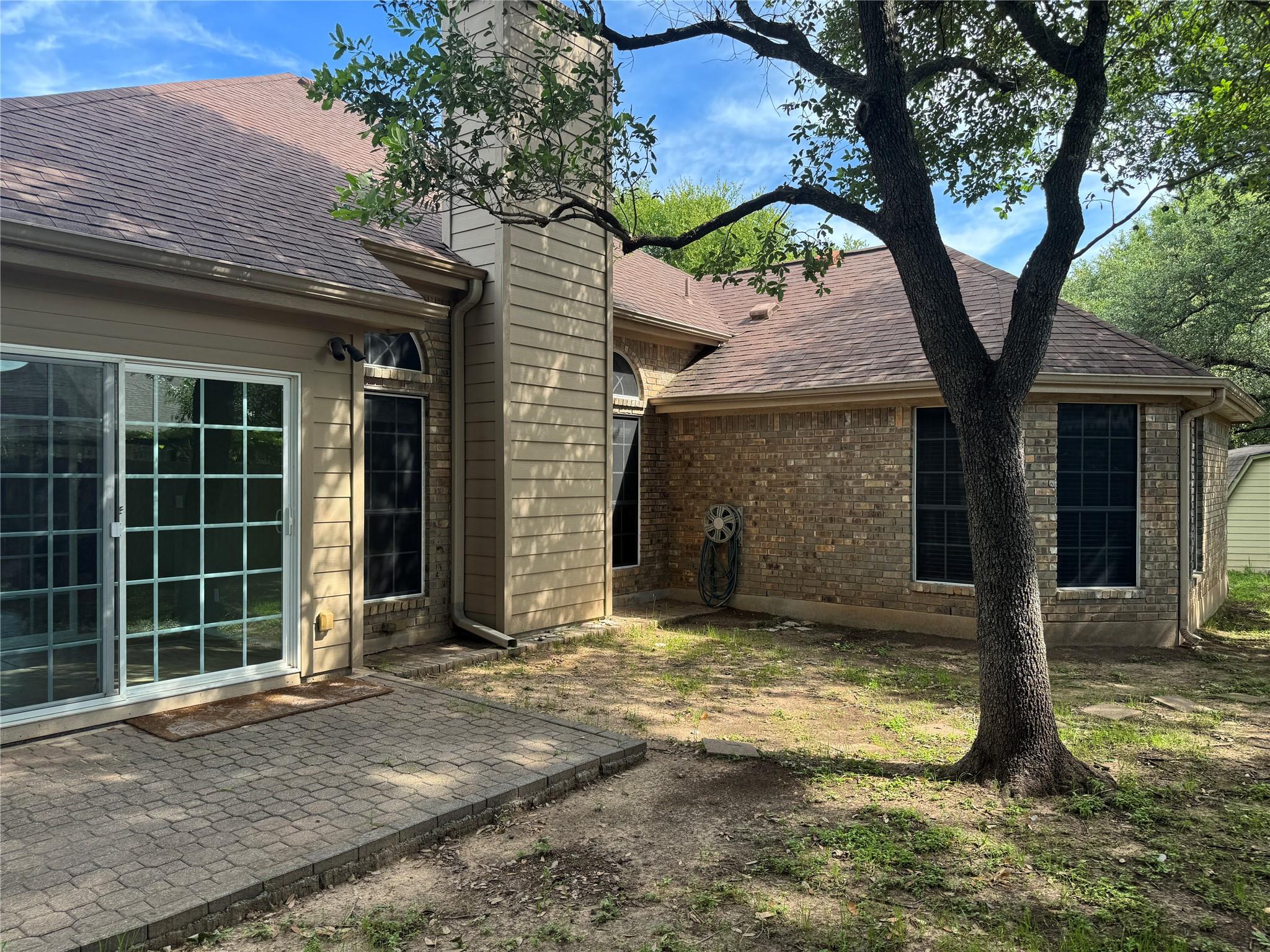 8001 Tallyho Trl, Austin, TX 78729