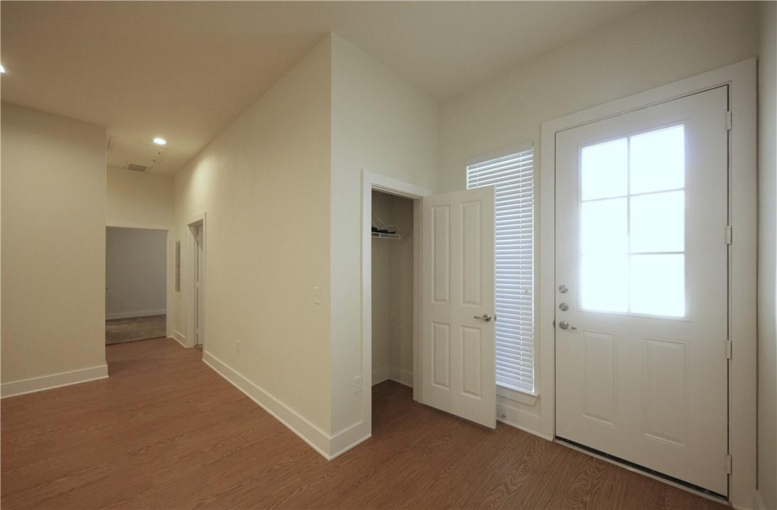 2400 Louis Henna Blvd # 108, Round Rock, TX 78664
