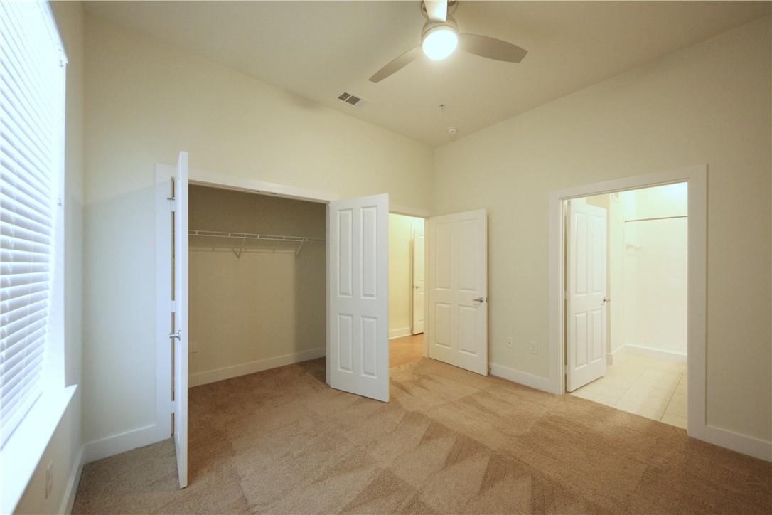 2400 Louis Henna Blvd # 108, Round Rock, TX 78664