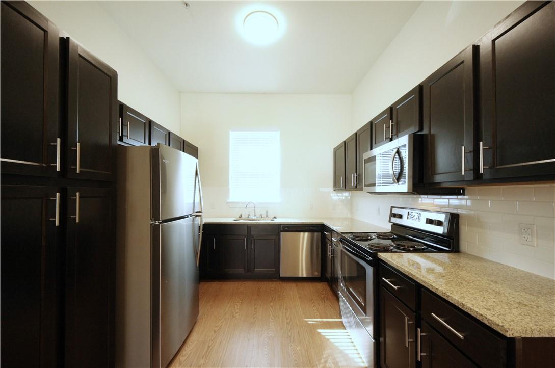2400 Louis Henna Blvd # 108, Round Rock, TX 78664