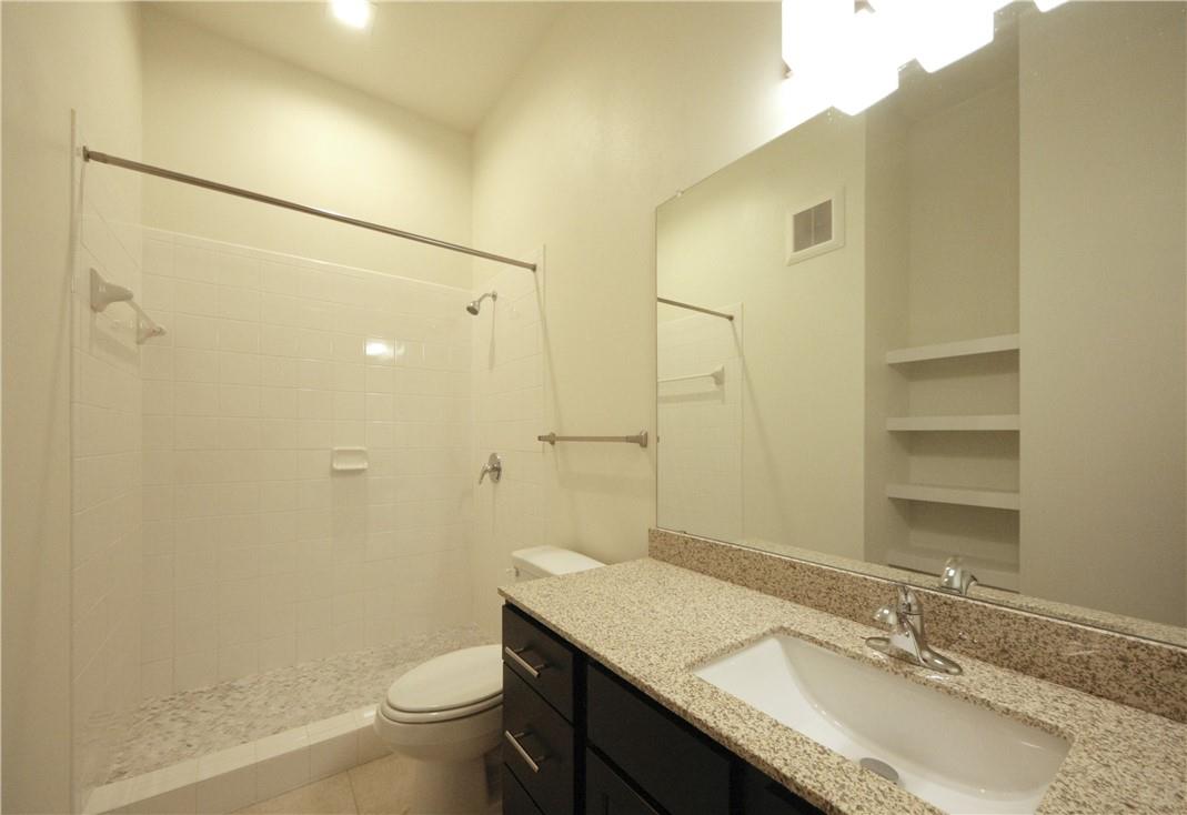 2400 Louis Henna Blvd # 108, Round Rock, TX 78664