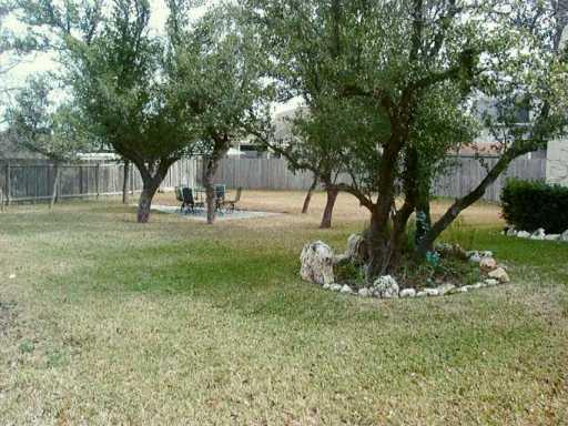1102 W Park St, Cedar Park, TX 78613