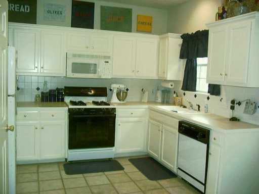 1102 W Park St, Cedar Park, TX 78613