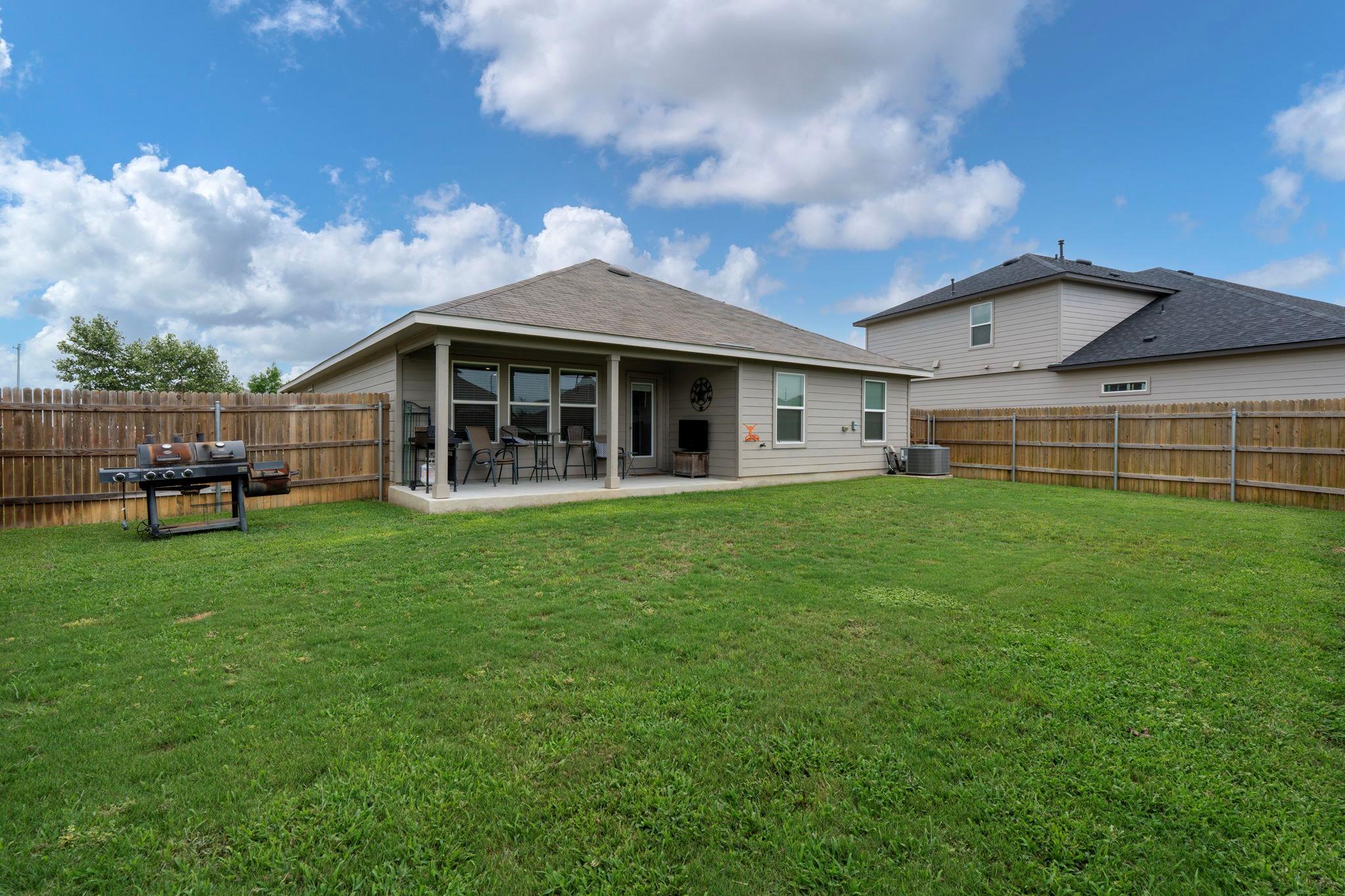 1444 Acorn Wood, Seguin, TX 78155