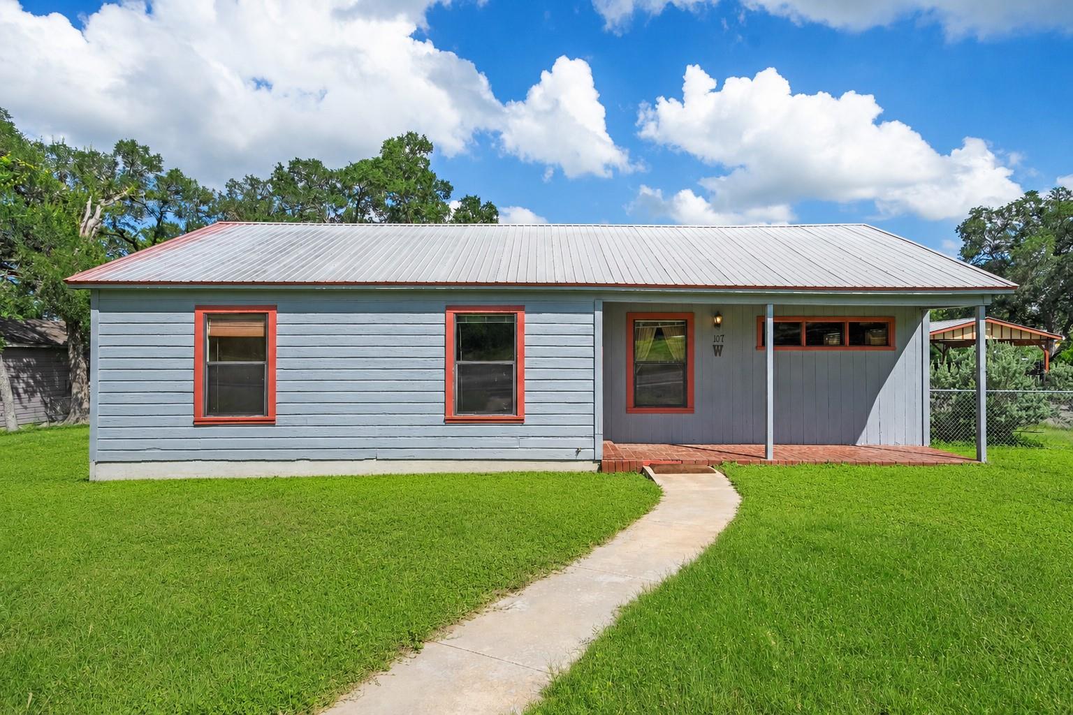 107 W Holland St, San Marcos, TX 78666