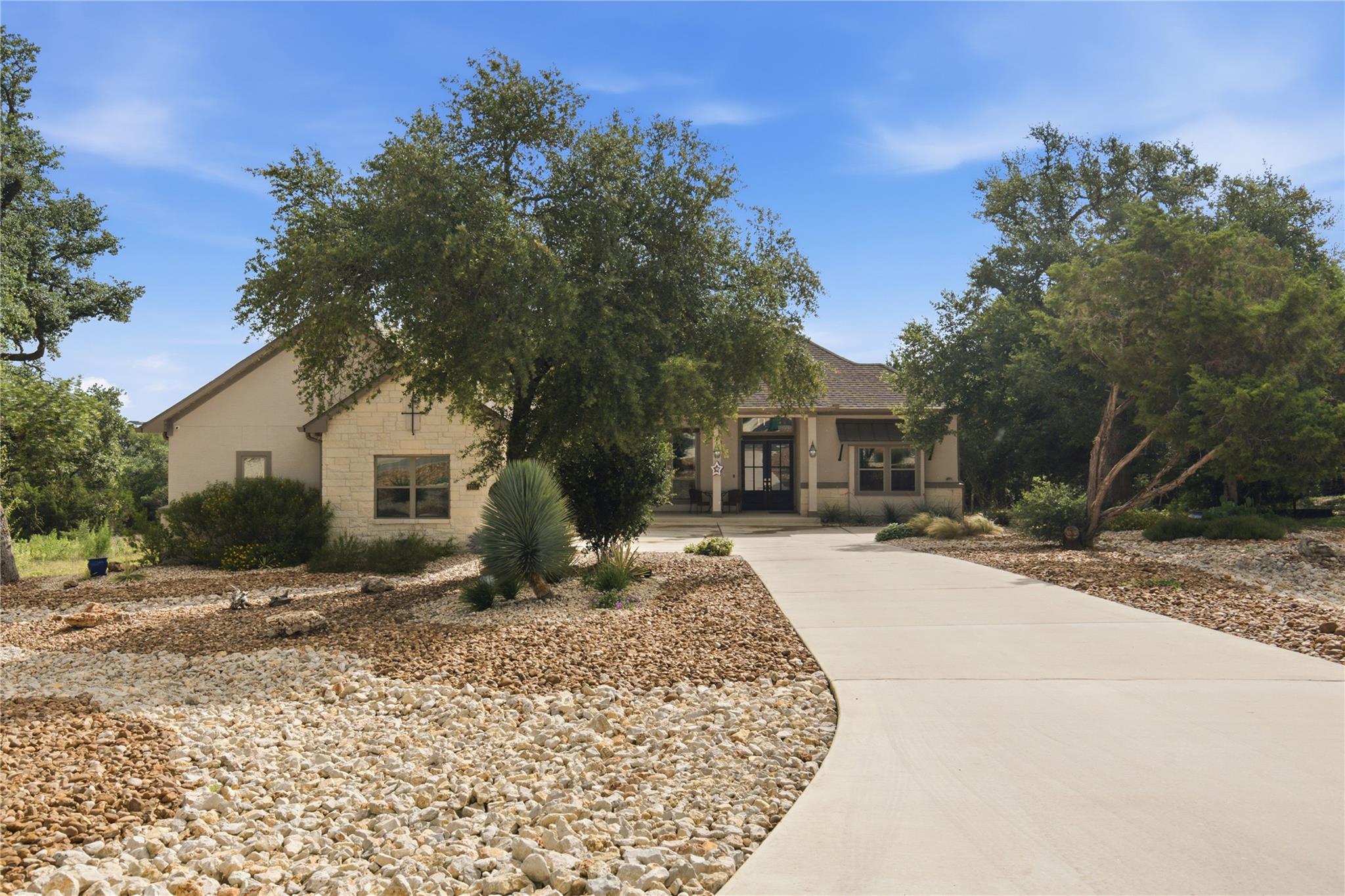 1218 Game Trl, New Braunfels, TX 78132